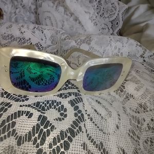 50s pool summer 😎 shade frames